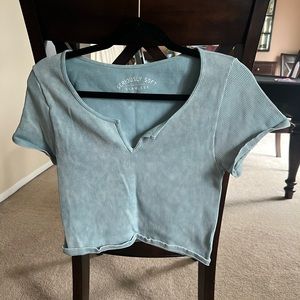 Crop top
